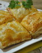 Пирожки с капустой из слоеного бездрожжевого теста