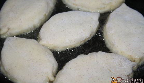 пирожки с картошкой и жареным лучком