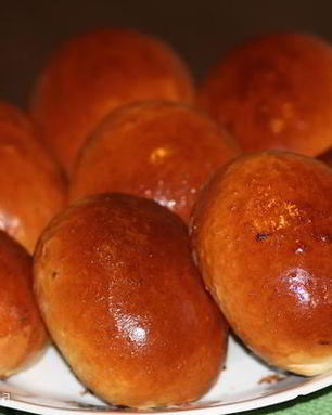 Пирожки с квашеной капустой и белыми грибами