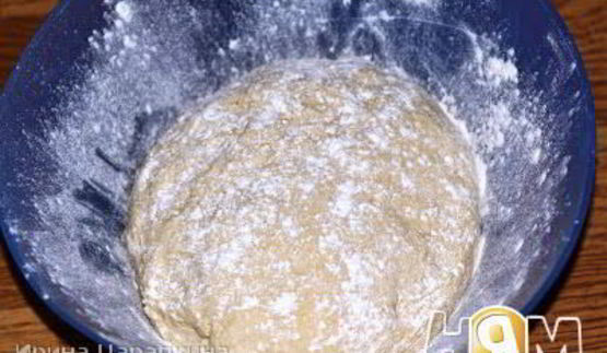 пирожки с квашеной капустой и белыми грибами