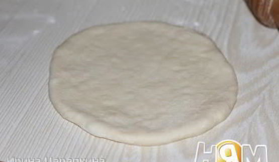 пирожки с квашеной капустой и белыми грибами