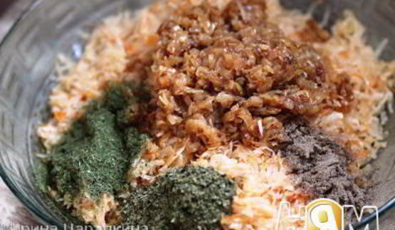 пирожки с квашеной капустой и белыми грибами