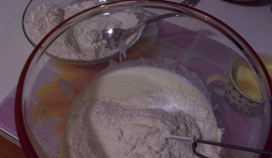 пирожки жареные с картошкой и куриной печенкой