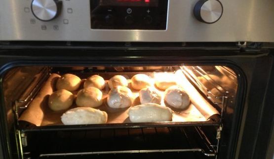 сладкие пушистые дрожжевые пирожки с начинкой из моркови