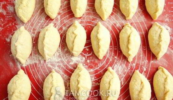 жареные пирожки из творожного теста