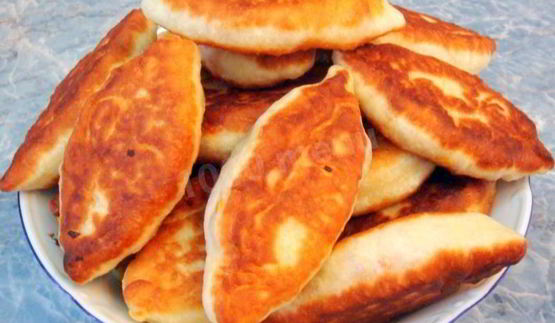 жареные постные дрожжевые пирожки на сухих дрожжах с капустой за 15 минут