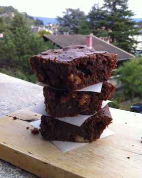 Брауни с миндалем
