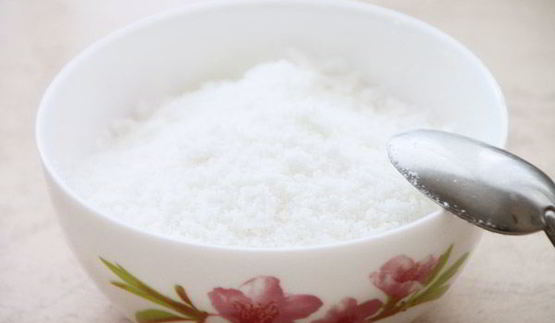 кокосово-клубничное пирожное