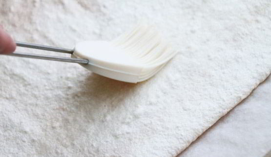 кокосово-клубничное пирожное