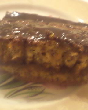 Маковые пирожные с шоколадно-медовой глазурью