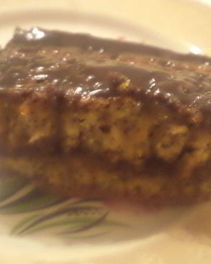 Маковые пирожные с шоколадно-медовой глазурью