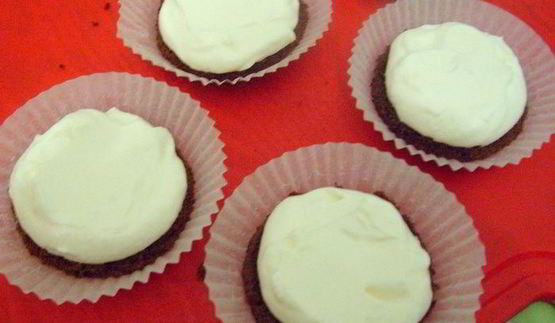 пирожное черно-белое наслаждение