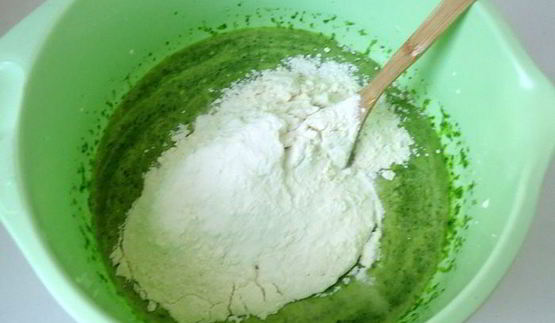 пирожное шпинат-малина