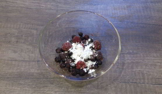 творожно-ягодные пирожные