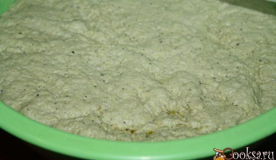 пицца на сером тесте