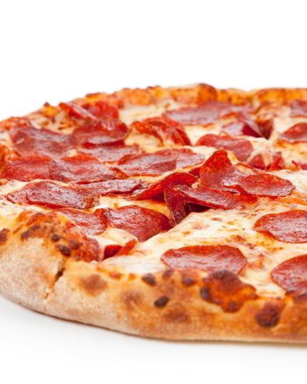 Рецепт пиццы с колбасой и сыром