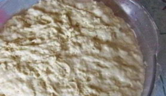 пицца с колбасой в мультиварке