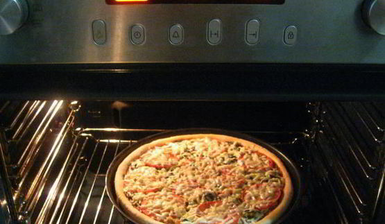 пицца с лесными грибами