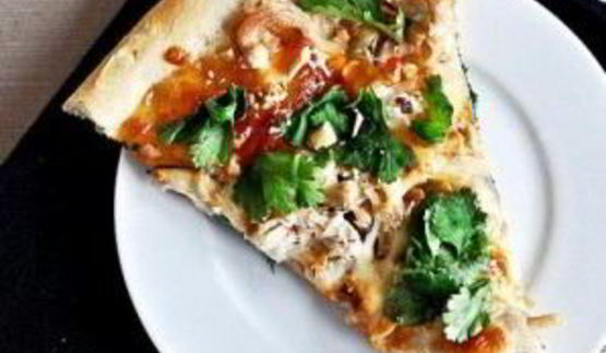 тайская пицца с курицей