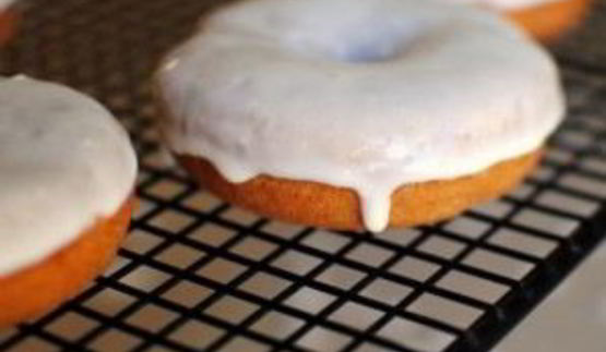 банановые пончики с грецкими орехами