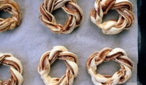 крученые пончики с нутеллой