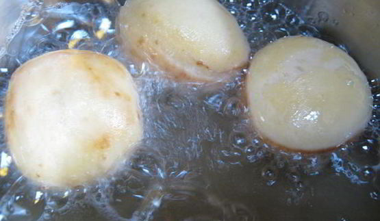 пончики с клубничной начинкой