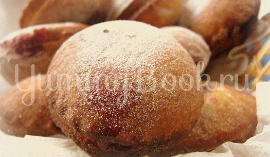 пончики с вишней