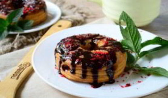 пончики во фритюре с шоколадом