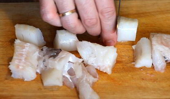 рыбные пончики из трески