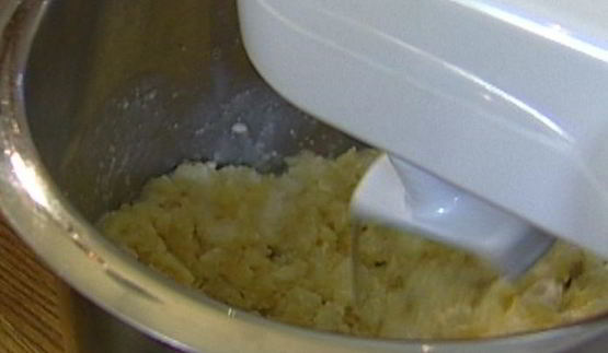 творожные пончики с яблоками