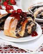 Постный маковый рулет