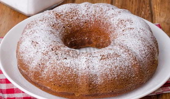 коврижка на кефире с вареньем