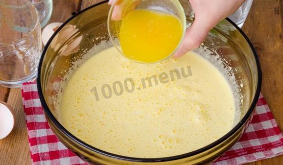 коврижка на кефире с вареньем