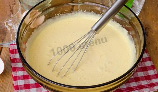 коврижка на кефире с вареньем