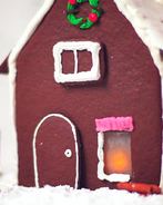 Новогодний пряничный домик
