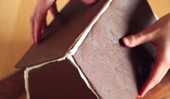 новогодний пряничный домик