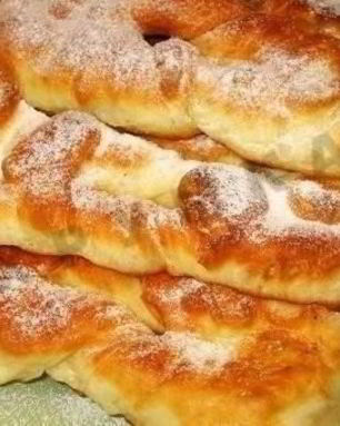 Пышный хворост на кефире