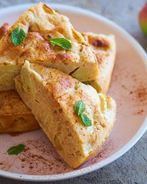 Простая яблочная шарлотка с пряностями