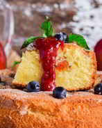 Шарлотка из яблок на сметане