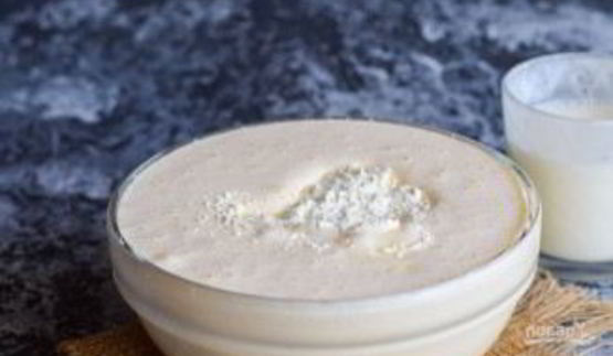 шарлотка из яблок на сметане