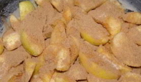 шарлотка на кефире в мультиварке