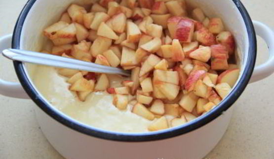 шарлотка на кефире