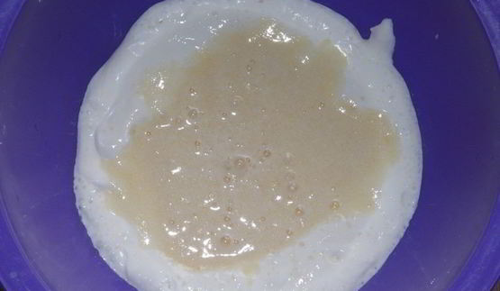 шарлотка на сметане с яблоками