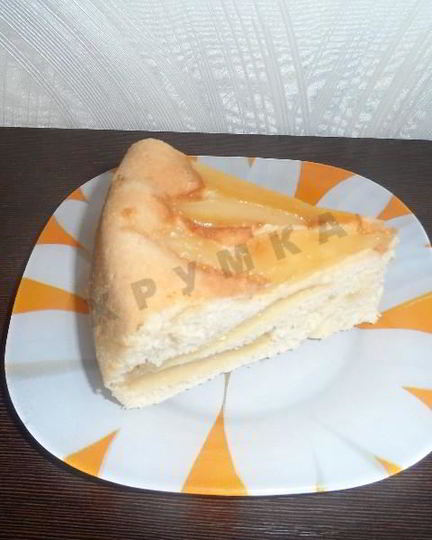 Рецепт шарлотки с грушами в мультиварке