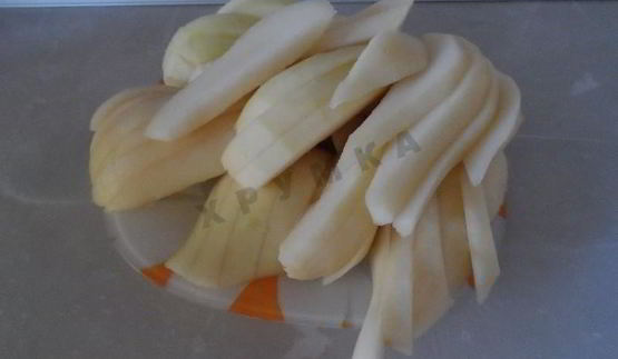 шарлотка с грушами в мультиварке