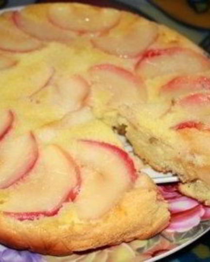 Рецепт шарлотки с яблоками без масла