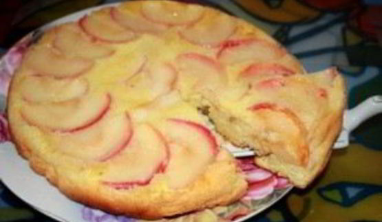 шарлотка с яблоками без масла