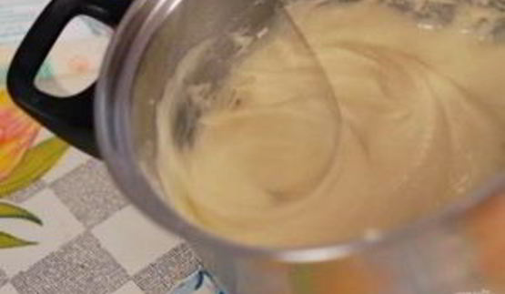 шарлотка с яблоками в микроволновке