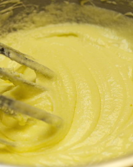 Рецепт теста для шарлотки с яблоками