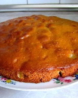 Яблочная шарлотка